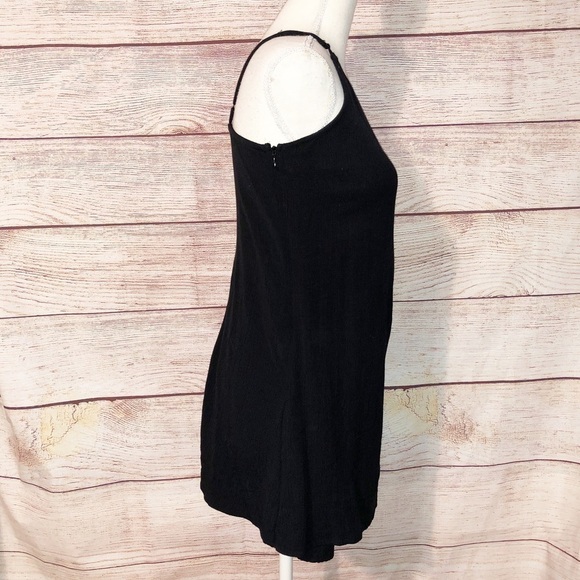 Roxy Black Wrap Front Shorts Romper Size XS - Picture 3 of 12